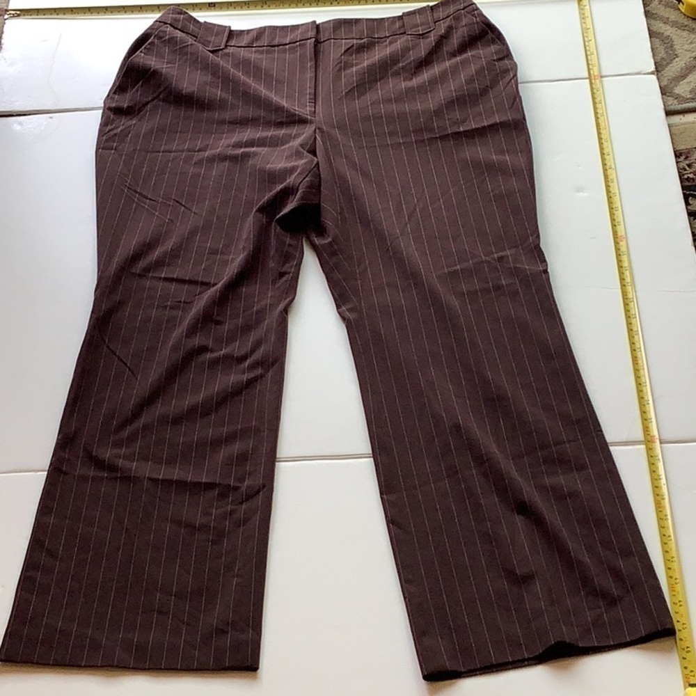 Apostrophe stretch brown pinstripe dress pants‘ Size 16 - Picture 6 of 8